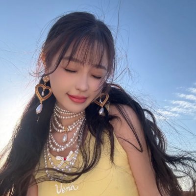 人间别久不成悲